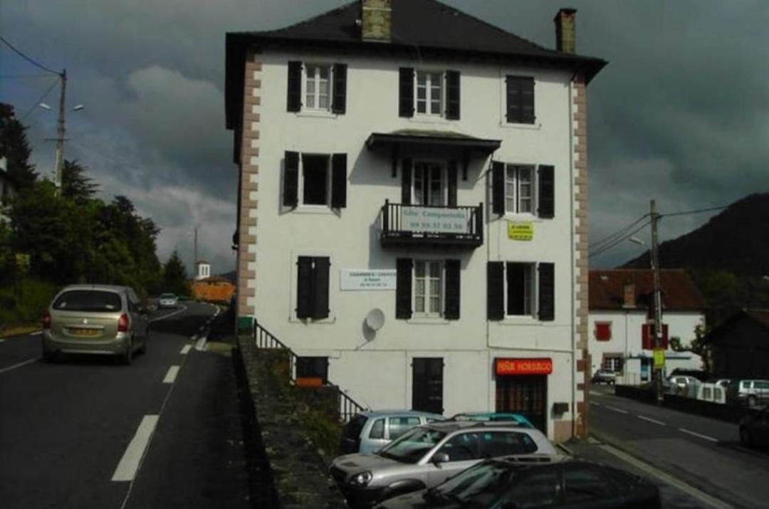Gite Compostella Saint-Jean-Pied-de-Port Exterior foto